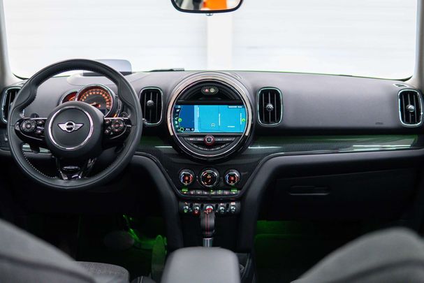 Mini Cooper S Countryman ALL4 141 kW image number 3