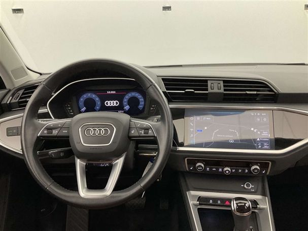 Audi Q3 35 TFSI S tronic 110 kW image number 9