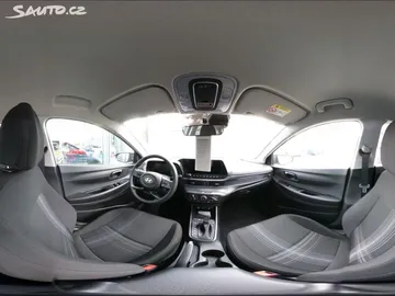 Car image 9