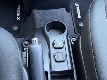 Car image 33