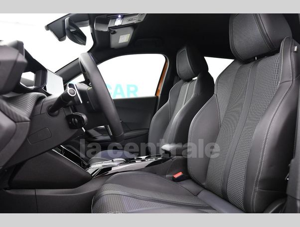 Peugeot 2008 1.5 BlueHDi 130 GT EAT8 96 kW image number 18