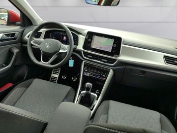 Car image 17