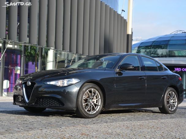 Alfa Romeo Giulia 2.2 Business 110 kW image number 1