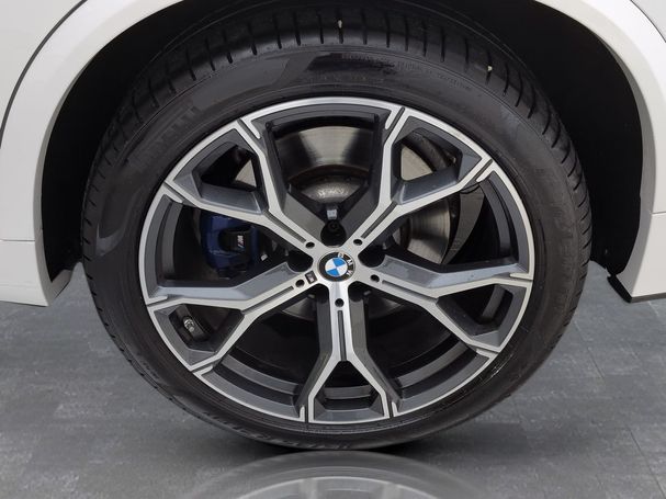 BMW X5 M50i xDrive 390 kW image number 14