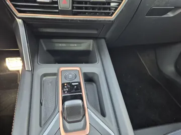 Car image 31