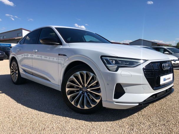 Audi e-tron 50 quattro Sportback Advanced 230 kW image number 2