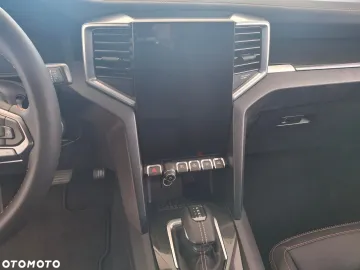 Car image 36
