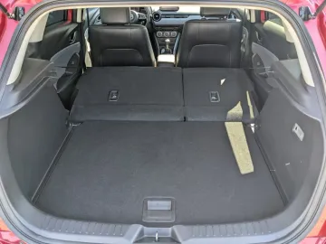 Car image 30