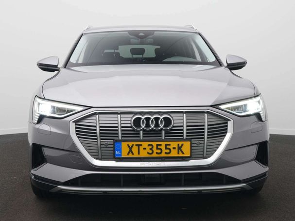 Audi e-tron 55 quattro Advanced 300 kW image number 3