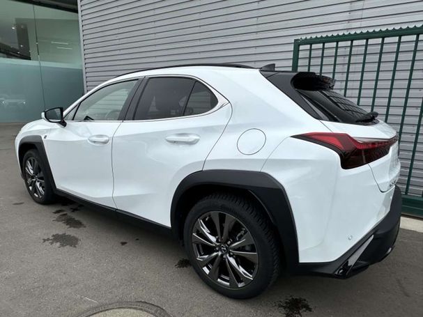 Lexus UX 250h 135 kW image number 6