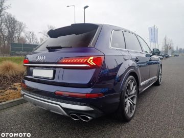 Car image 36