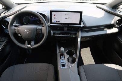 Car image 10