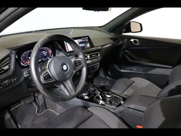 BMW 118i Sport Line 100 kW image number 6