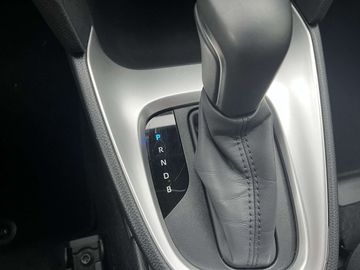 Car image 30