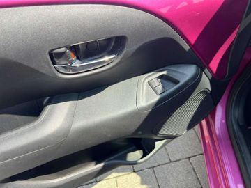 Car image 22