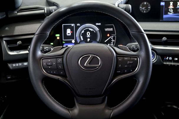 Lexus UX 300e 150 kW image number 31