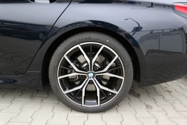 BMW 530d xDrive 210 kW image number 5