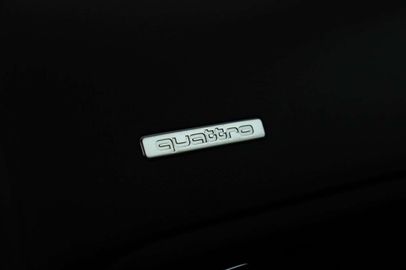 Car image 41