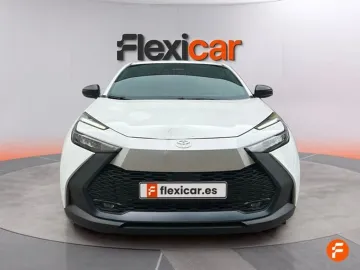 Car image 3