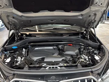 Car image 31