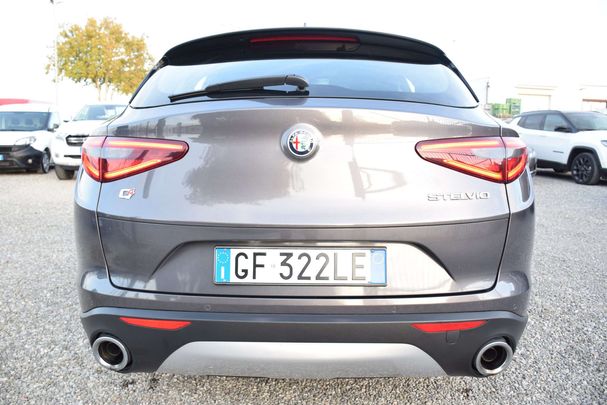 Alfa Romeo Stelvio 2.2 AT8 Q4 140 kW image number 5