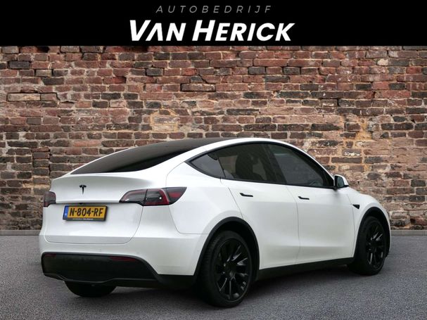 Tesla Model Y Long Range AWD 258 kW image number 3