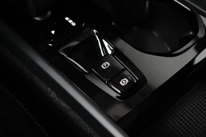 Car image 34