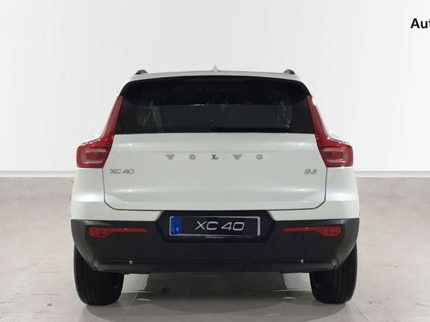 Volvo XC40 Recharge T4 Plus Dark 155 kW image number 3