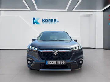 Car image 3