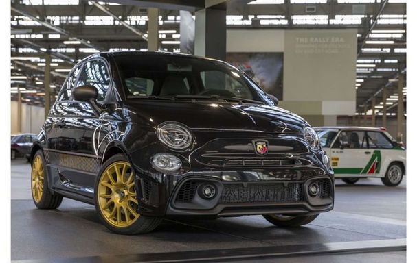 Abarth 695 132 kW image number 16