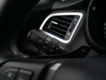 Car image 33