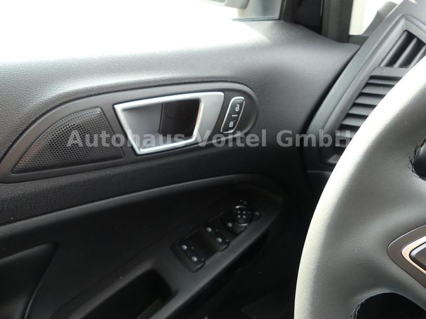 Ford EcoSport 1.0 EcoBoost TITANIUM 92 kW image number 17