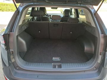 Car image 35