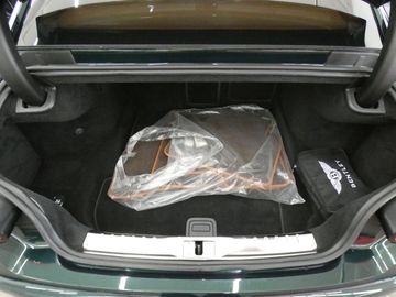 Car image 32