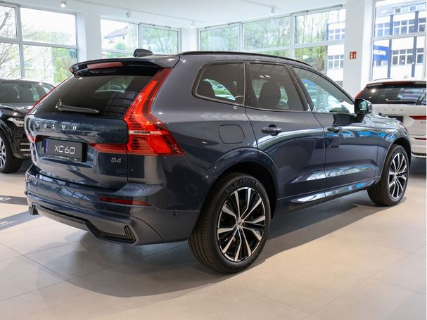 Volvo XC60 B4 145 kW image number 2