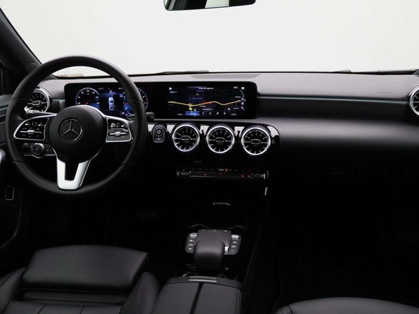 Mercedes-Benz A 180 100 kW image number 34