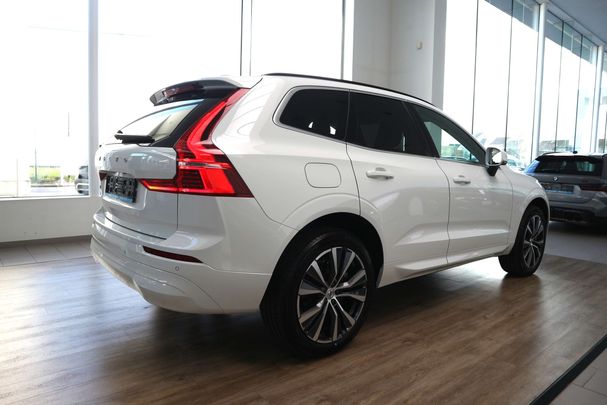 Volvo XC60 B4 145 kW image number 11