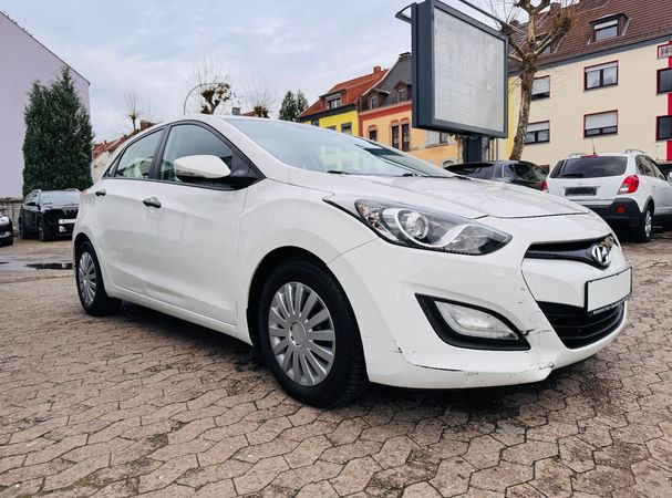 Hyundai i30 1.4 Classic 73 kW image number 2