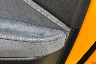 Car image 35