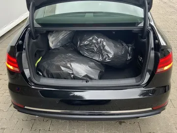 Car image 29