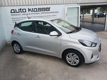 Car image 2