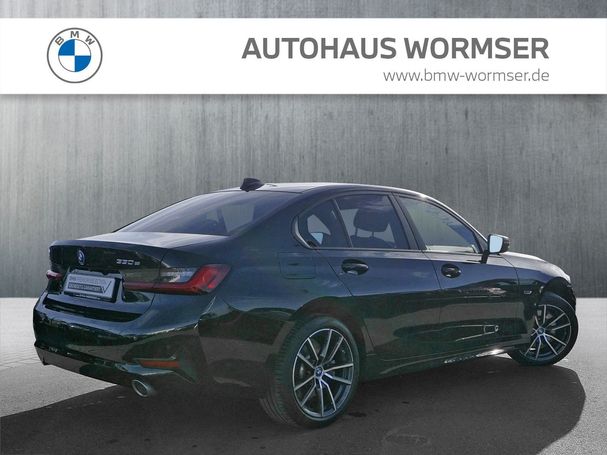 BMW 330 e Advantage 215 kW image number 3