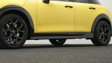 Car image 22