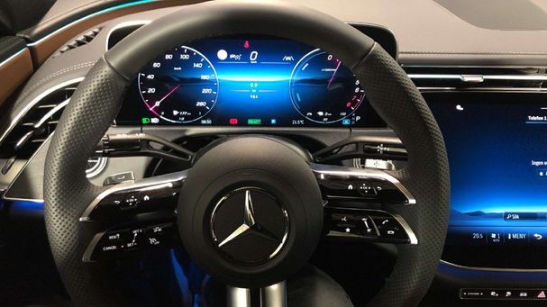 Mercedes-Benz E 300 e 230 kW image number 7