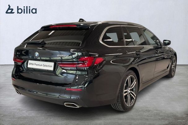 BMW 520d Touring xDrive 140 kW image number 17