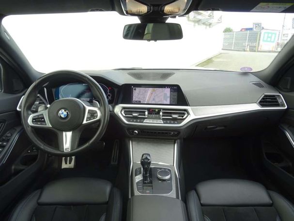 BMW 330 Touring M Sport xDrive 137 kW image number 7