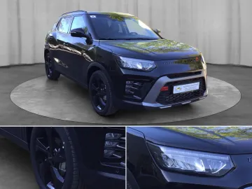 Car image 24
