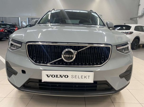 Volvo XC40 B3 Essential 120 kW image number 7