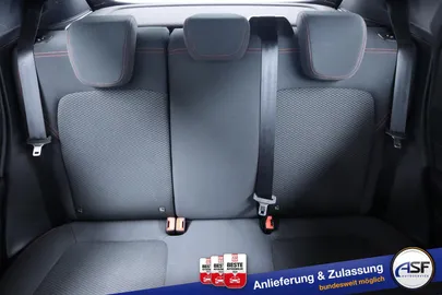 Car image 27