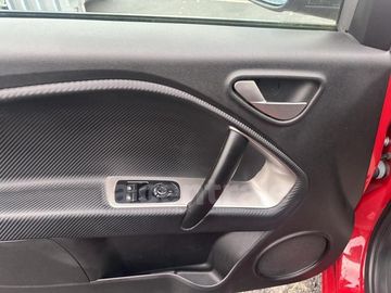 Car image 36